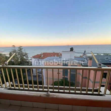 Attico Fronte Mare * Sanremo